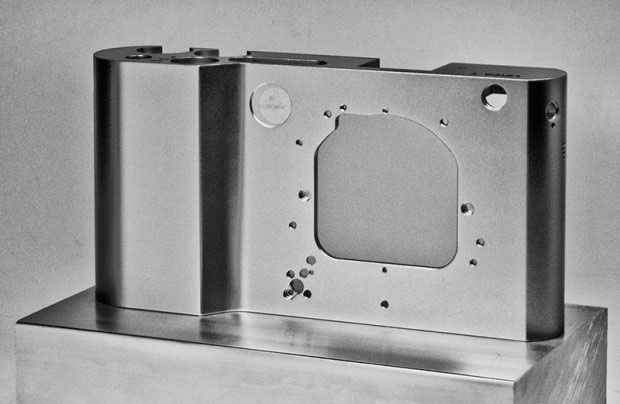 Leica-T701-Camera-Chassis-2