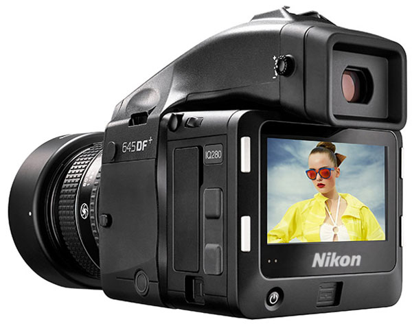 nikon p8000