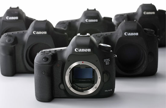 Canon 5D Mark IV coming